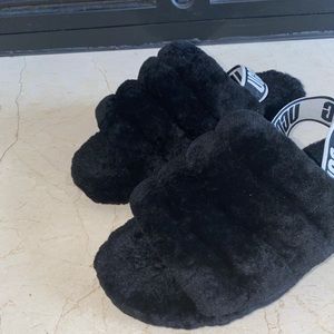Ugg slides